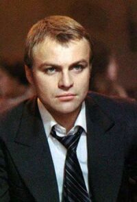 Постер к фильму К своим!.. смотреть онлайн на киного